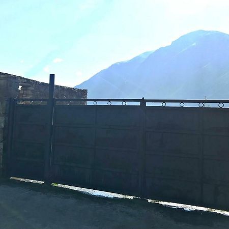 Piligrim Kazbegi Hotel Ngoại thất bức ảnh